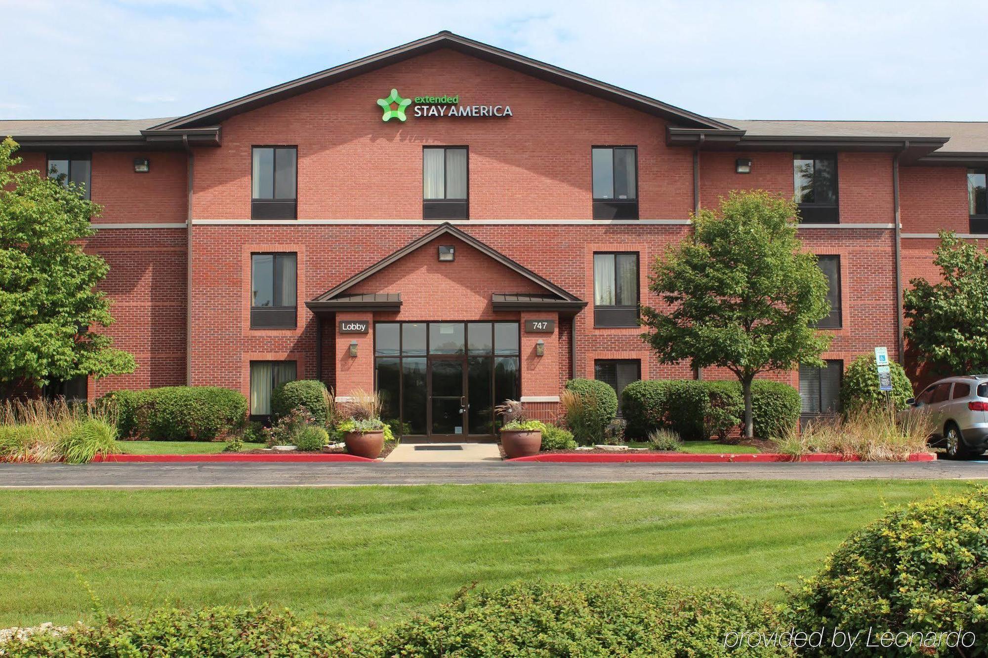 Extended Stay America Select Suites - Rockford - State Street Екстер'єр фото