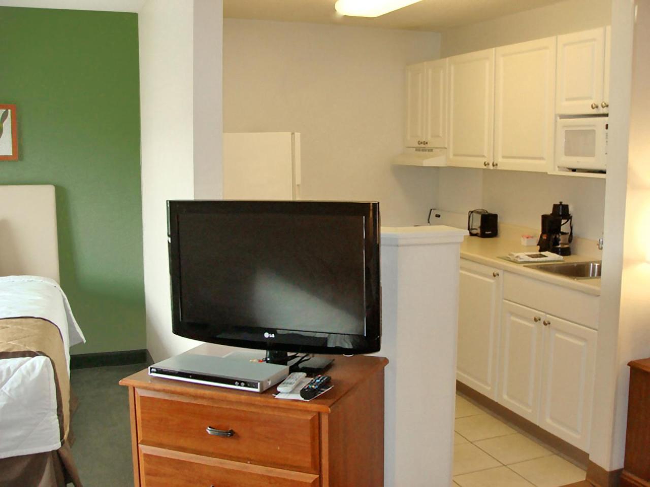 Extended Stay America Select Suites - Rockford - State Street Екстер'єр фото